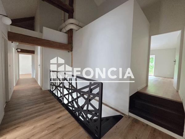 Location Appartement 5 pièces 134.3 m² - 16 CHEMIN DE LA CHICANE Meylan 38240