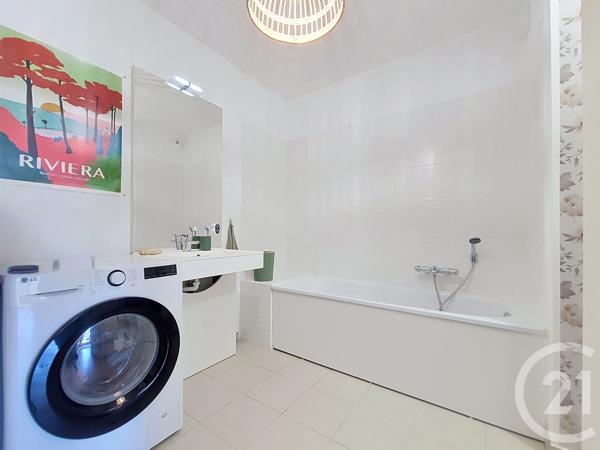 Appartement F4 à vendre  4 pièces - 78,70 m 2   DRAGUIGNAN  - 83