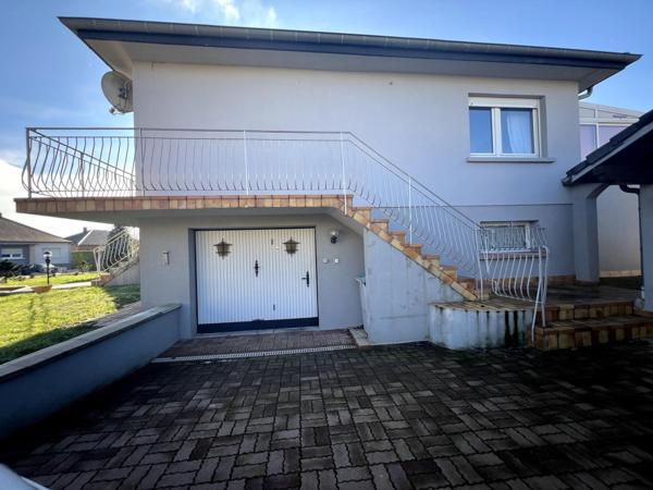 Maison + sous-sol aménagé, 3 garages