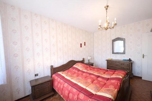 Maison + sous-sol aménagé, 3 garages