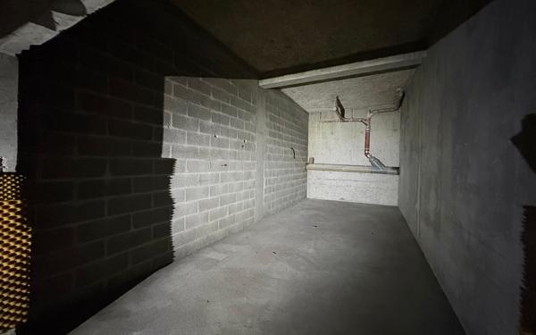 Stationnement à vendre    31,95 m2 Lyon 7