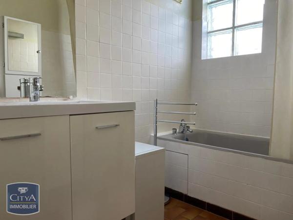 Appartement à louer 2 pièces 52.48m²