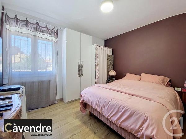 Maison à vendre  4 pièces - 87 m 2   AVIGNON  - 84