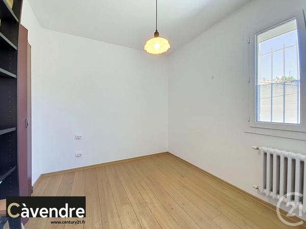 Maison à vendre  4 pièces - 87 m 2   AVIGNON  - 84