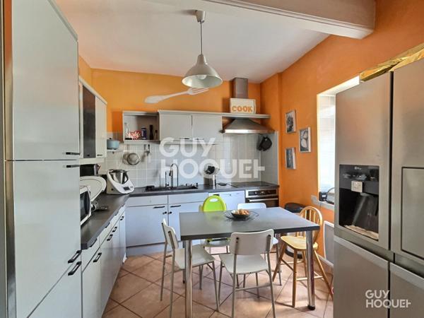 Maison Sainte Consorce 6 pièce(s) 180 m2