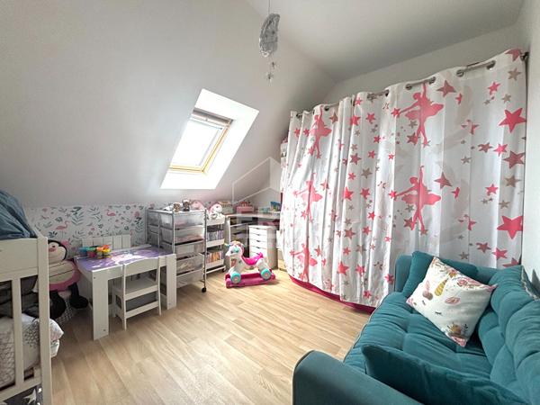 Maison ÉTAPLES de 93 m2, 4 chambres, sous sol, garage et jardin