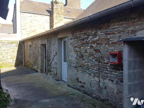 Immeuble à usage de commerce et/ou d'habitation proche centre-ville