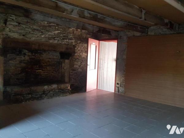 Immeuble à usage de commerce et/ou d'habitation proche centre-ville