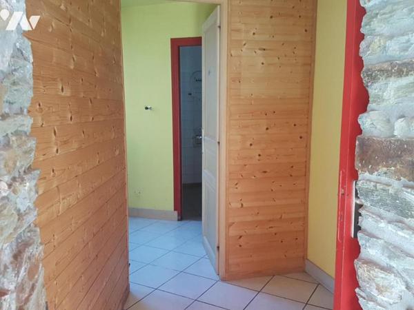 Immeuble à usage de commerce et/ou d'habitation proche centre-ville