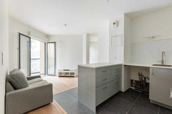 Appartement Courbevoie 3 pièce(s) 64 m2