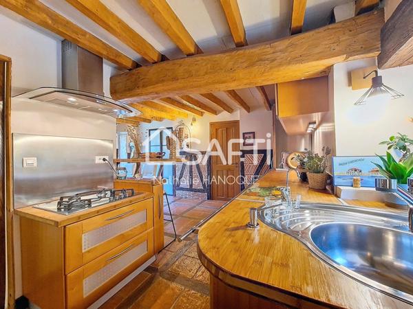 Longère en centre village