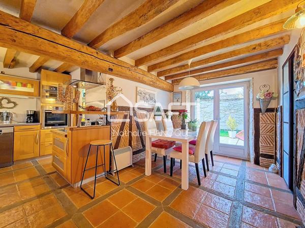 Longère en centre village