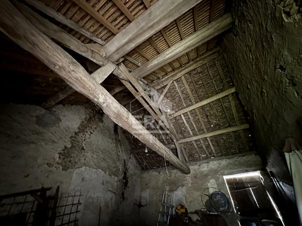 Grange Voulx 1 pièce(s) 58 m2