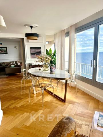 Cap corse à 7 minutes de Bastia, magnifique T4 volant sur la mer