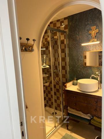 Cap corse à 7 minutes de Bastia, magnifique T4 volant sur la mer