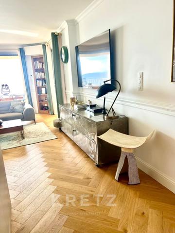 Cap corse à 7 minutes de Bastia, magnifique T4 volant sur la mer