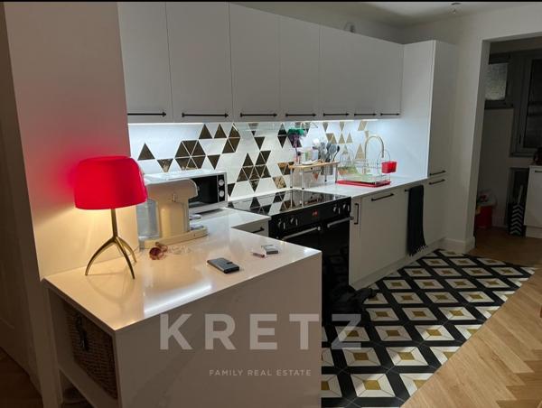 Cap corse à 7 minutes de Bastia, magnifique T4 volant sur la mer