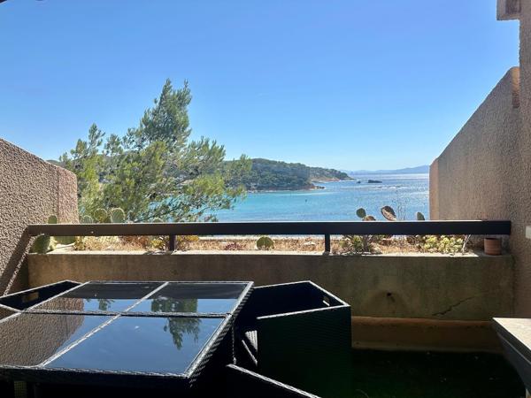 Appartement
         1 pièce
        - 29 m² 242 000 € *