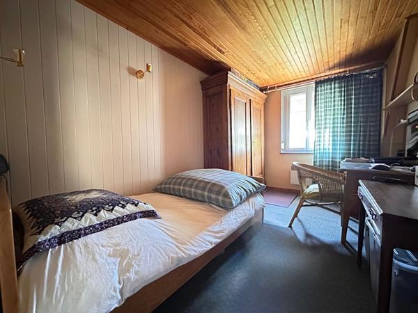 Maison - 7 pièces - 120 m²