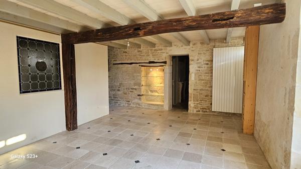 Maison - 8 pièces - 197 m²