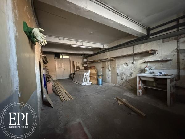 CARCASSONNE hyper centre- emplacement privilégié sans vis-à-vis et ensoleillée