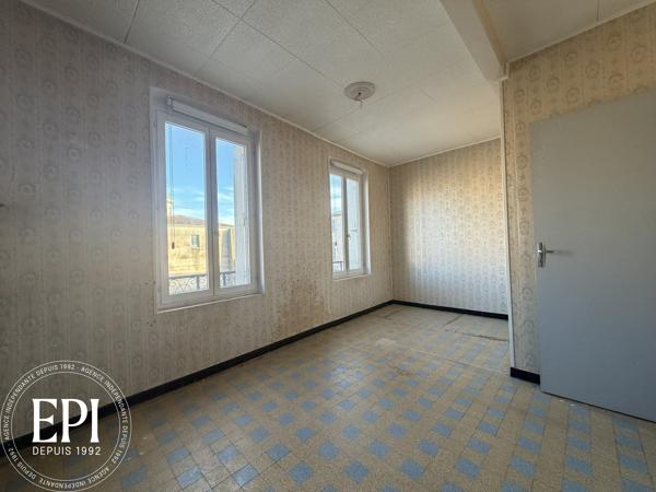CARCASSONNE hyper centre- emplacement privilégié sans vis-à-vis et ensoleillée