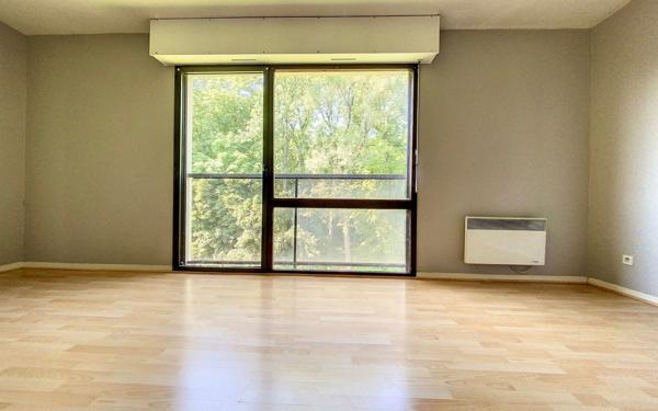 Appartement à louer    1 pièce • 24,46 m2 Dijon
