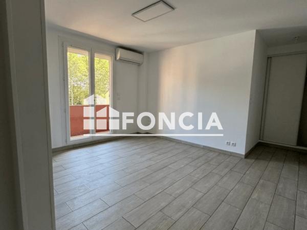 Location Appartement 3 pièces 57.04 m² - 43 AVENUE DE LA REPUBLIQUE Port Saint Louis Du Rhone 13230