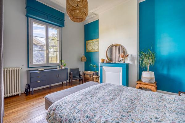 La Teste-de-Buch (33260) Appartement 3 pièces de 78m2 Carrez avec balconnet et jardin partagé