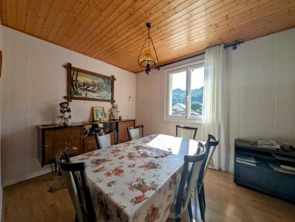 Joli plein pied proche commerces