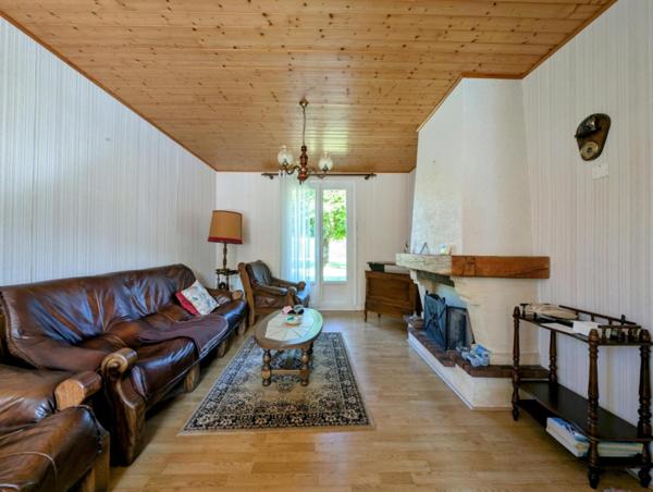 Joli plein pied proche commerces