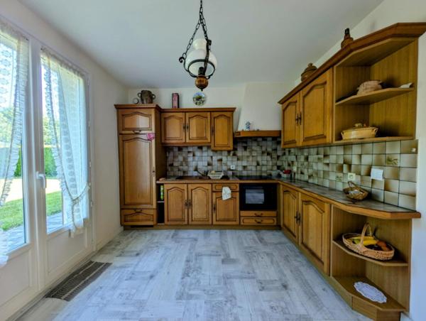 Joli plein pied proche commerces