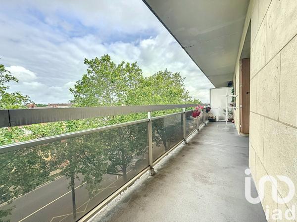 Appartement 2 pièces de 43 m² à Le Bourget (93350)