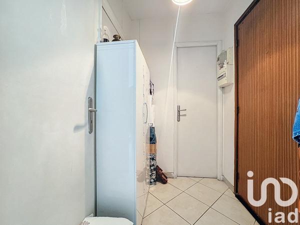 Appartement 2 pièces de 43 m² à Le Bourget (93350)