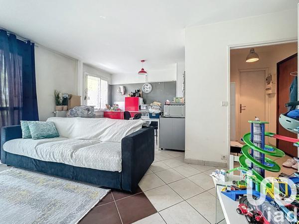 Appartement 2 pièces de 43 m² à Le Bourget (93350)