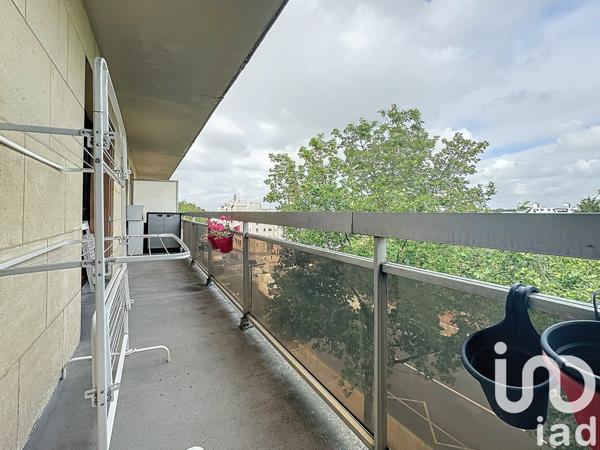 Appartement 2 pièces de 43 m² à Le Bourget (93350)