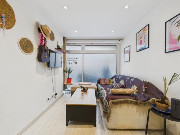 JUAN LES PINS - Grand 2 pièces à 50m de la plage