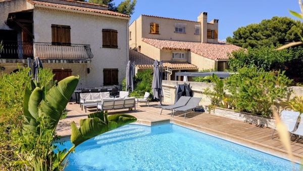 Vente / Villa à Saint-Cyr-sur-Mer (83270)