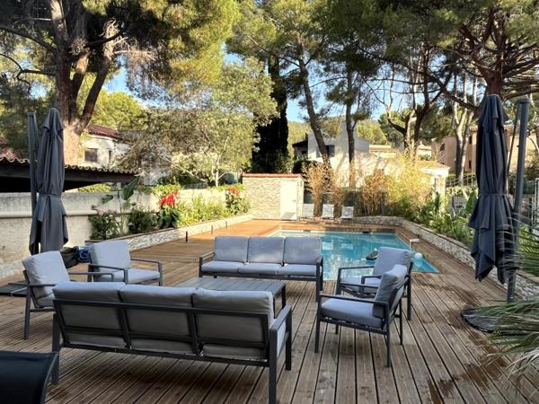 Vente / Villa à Saint-Cyr-sur-Mer (83270)
