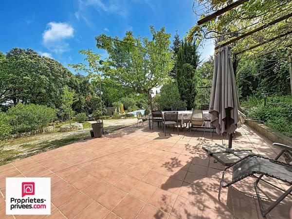Rians villa T5 avec piscine sur 3515 m² calme sans vis à vis