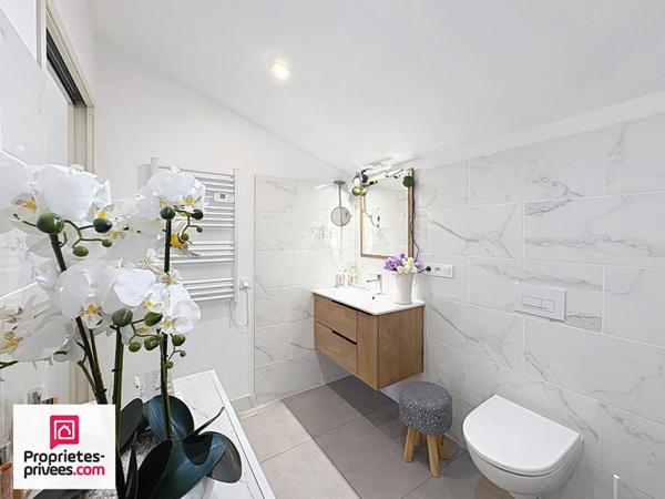 Rians villa T5 avec piscine sur 3515 m² calme sans vis à vis