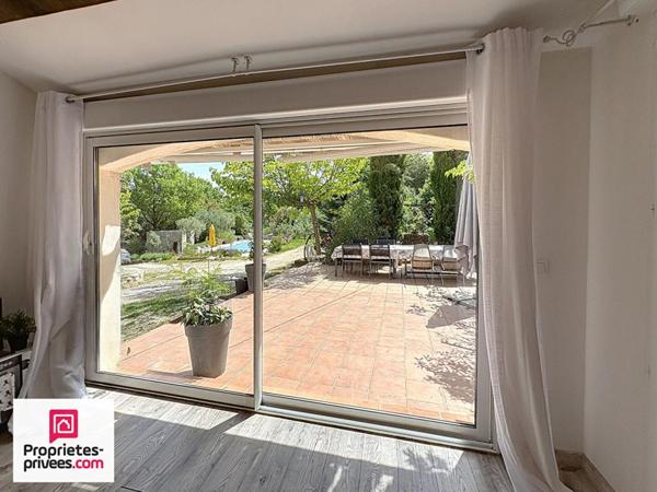Rians villa T5 avec piscine sur 3515 m² calme sans vis à vis