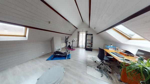 Maison Pontoise 6 pièce(s) 144.47m² - Quartier TRIBUNAL €470 000 ** - Référence 10831