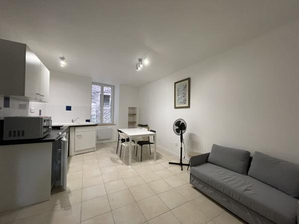 APPARTEMENT T2 MEUBLE