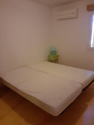 Maison
         3 pièces
        - 44 m² 189 000 € *