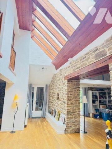 A vendre propriété atypique à MOELAN SUR MER (29)

Située dans un environnement paisible à pr...