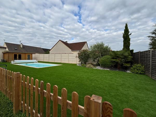 Maison fonctionnelle 5 chambres piscine à Trouy Bourg !