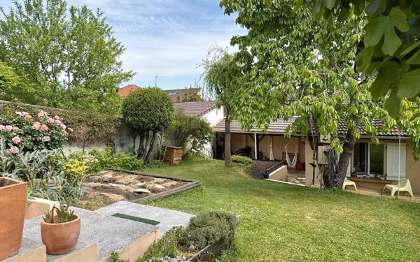 Maison à vendre    4 pièces • 115,50 m2 Savigny-sur-Orge