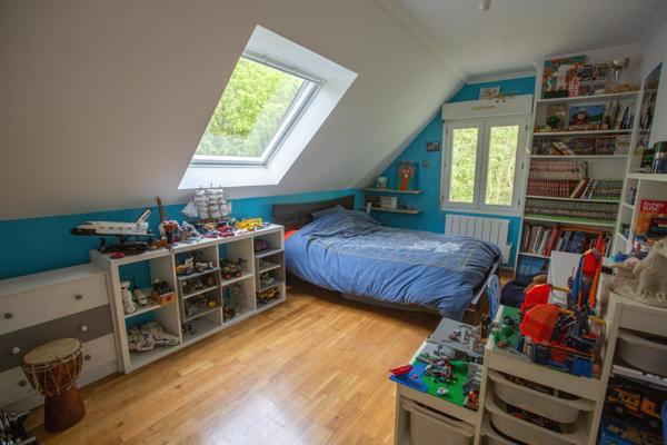 UN CADRE ENCHANTEUR: SUPERBE MAISON FAMILIALE DE 185 M²