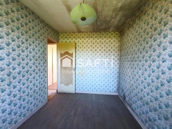 Maison sur sous sol complet à rénover